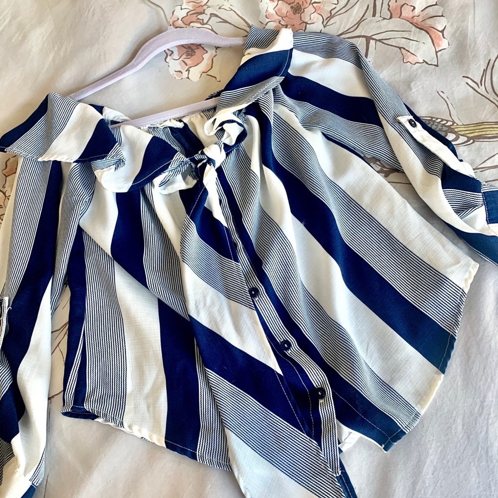 Sweet Wanderer Striped Blouse